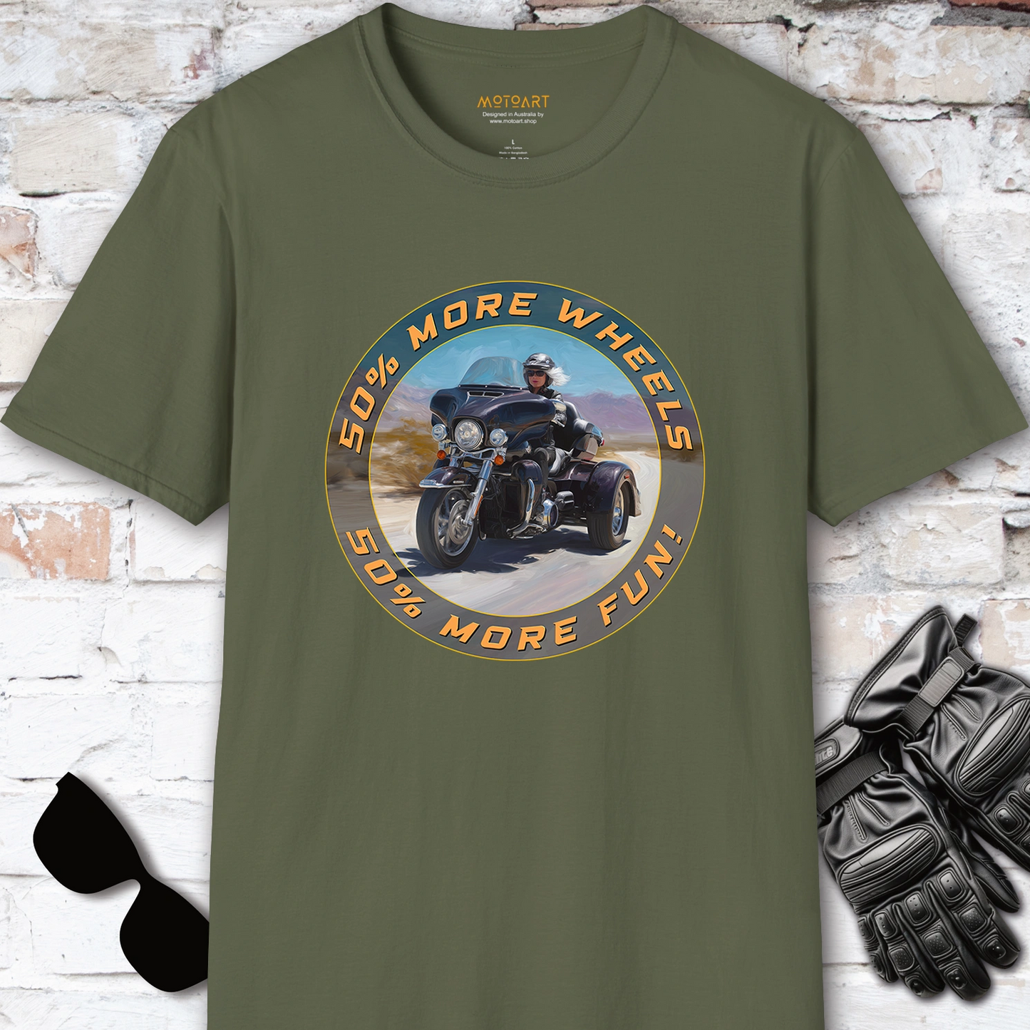 TRI GLIDE - 50% more wheels, 50% more fun, Unisex T shirt